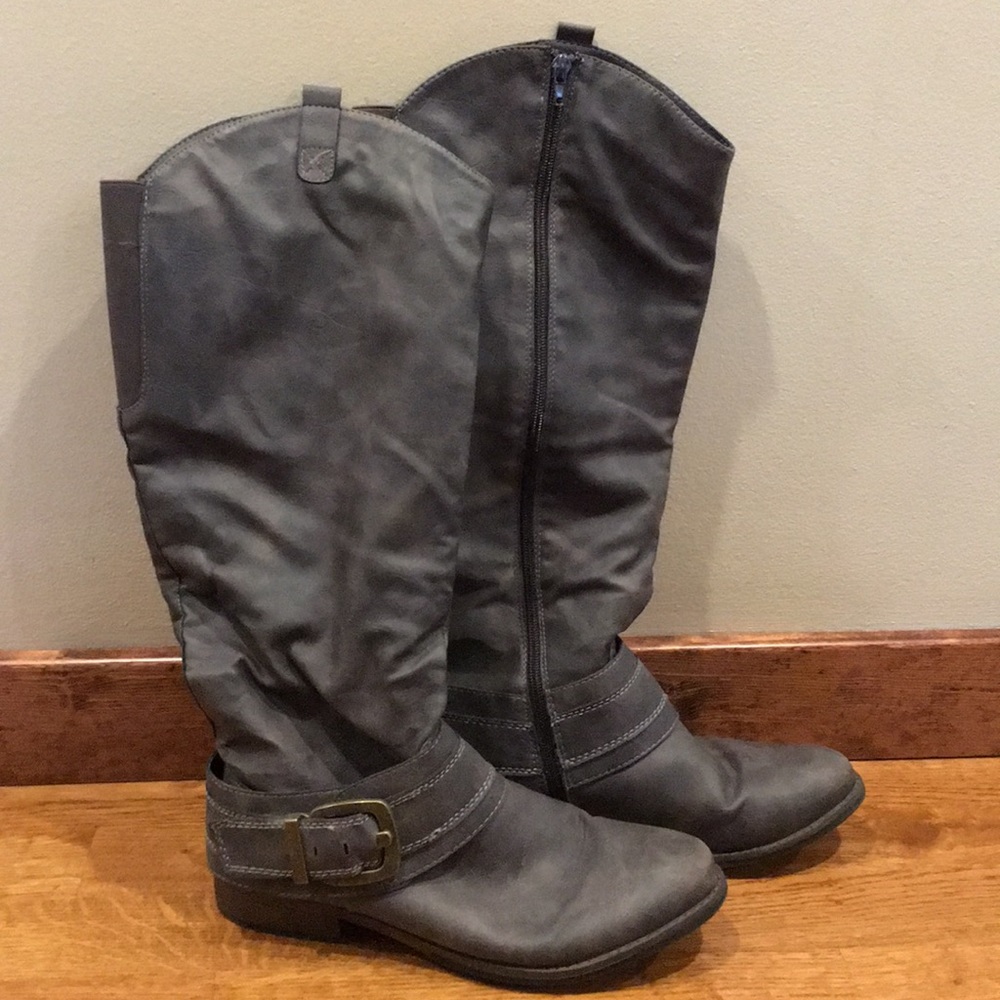 Tall gray Ruff Hewn boots size 11